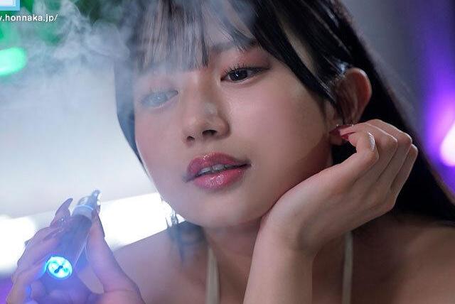 港区の怪しい店で媚薬シーシャにハマり美少女が乱交トリップ…脳汁だだ漏れ中出し連発で理性崩壊快楽沼堕ち！