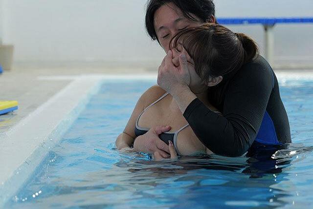 スク水マニア変態教師の異常愛に汚される女子○生…プールサイド凌辱ハメ撮り中出し連発悶絶♡