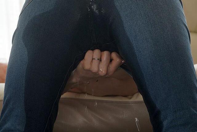 欲求不満美魔女がお漏らしキメセクに取り憑かれる…びしょ濡れ敏感ボディで脳バグ絶頂アクメ連発の快楽地獄♡