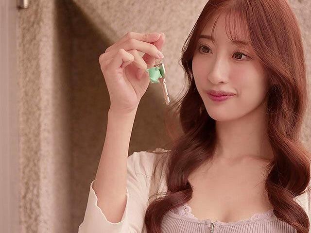 合鍵渡した人妻との禁断逢瀬部屋…夫出勤後の買い物帰り濃密中出しセックスで快楽に溺れる♡