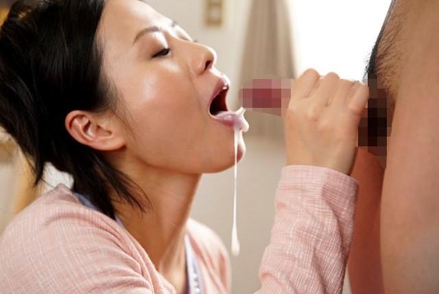 母の友人ゆり子が部屋泊まりで禁断の情事に…真摯な想いに応え体を重ね溢れる欲望に抑えきれず絶頂繰り返す背徳の夜！