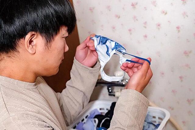 引きこもり息子のデカチンに欲情する才色兼備義母…仕事帰りパンスト凌辱から禁断中出し交尾の近親相姦地獄！