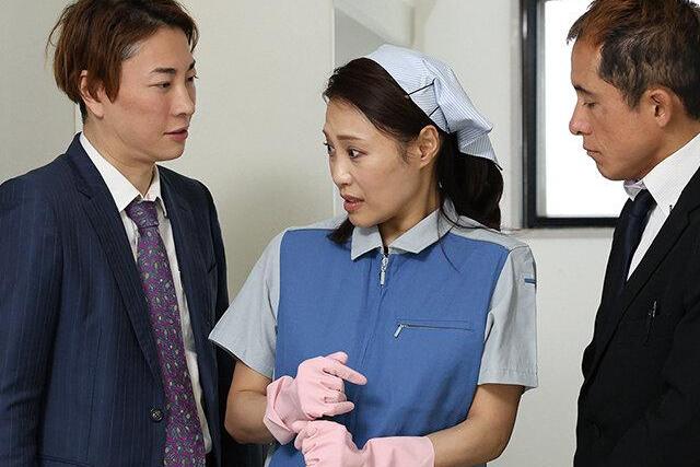 若いデカチン男たちにまわされる美人おばさん…禁断快楽に溺れ絶頂連発の背徳アクメ！