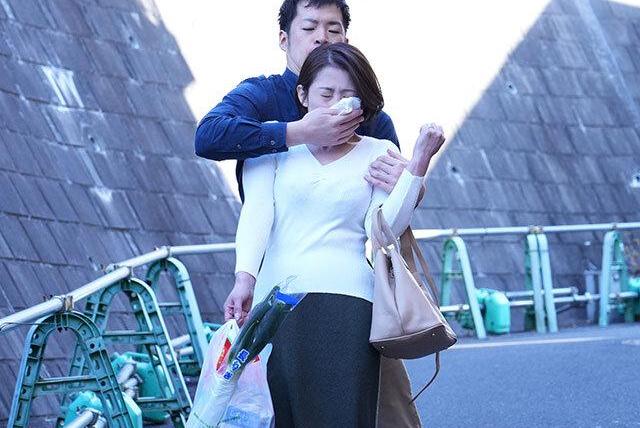 拘束椅子放置で唾液だらだら変態女に育成された人妻…よだれ垂らしイグイグ絶頂ラッシュ♡